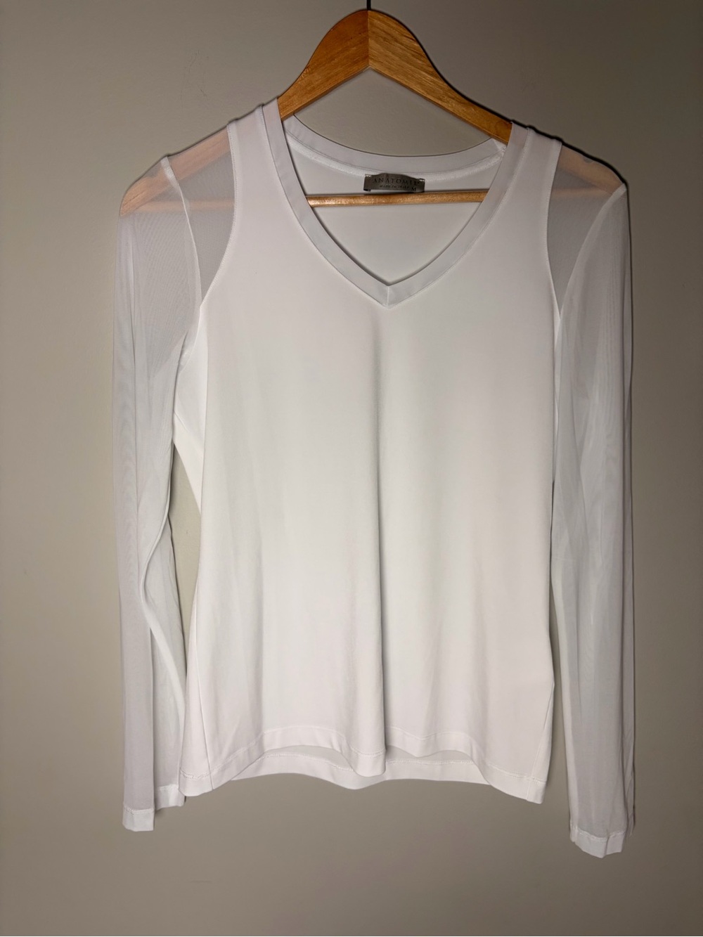 Anatomie White Sheer Mesh Sleeve V Neck Top Made in Italy size M
